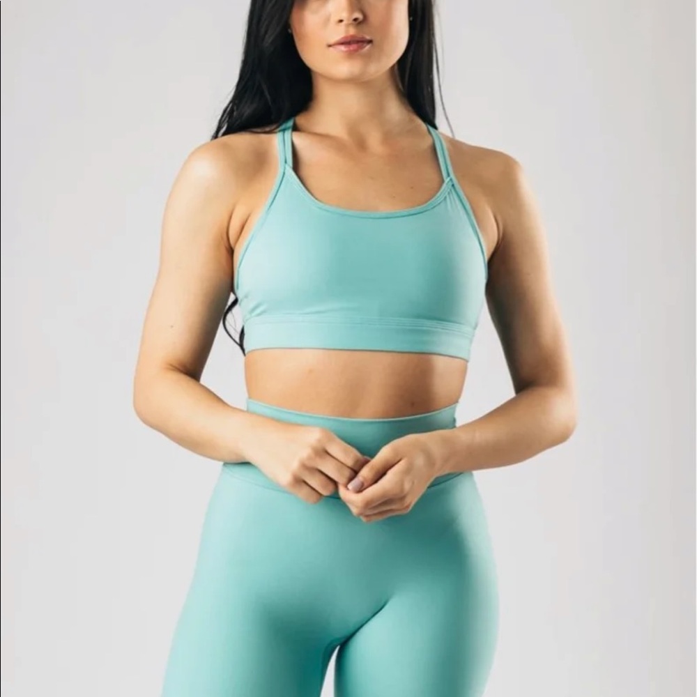Alphalete tri bra